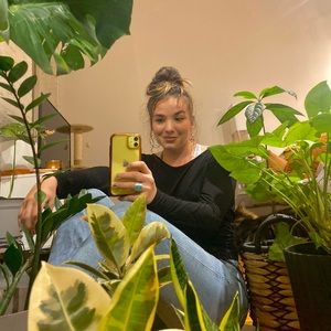 Meet your Posher, Gabriela